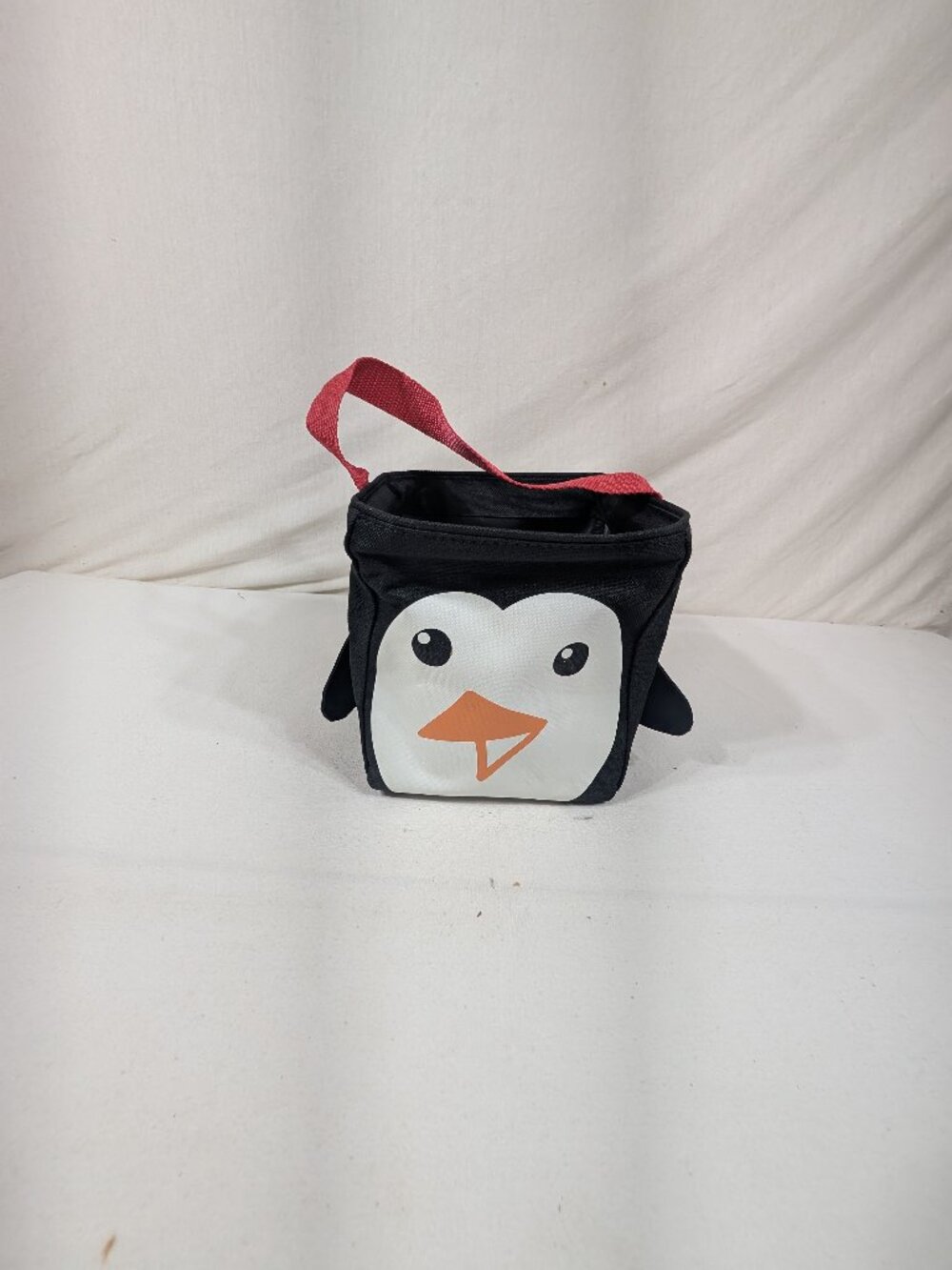 thirty-one Mini Penguin tote